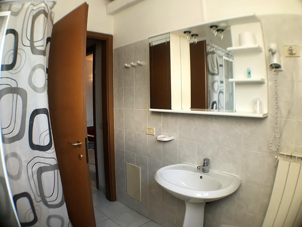 Ascot Lodging Cardano Al Campo Extérieur photo